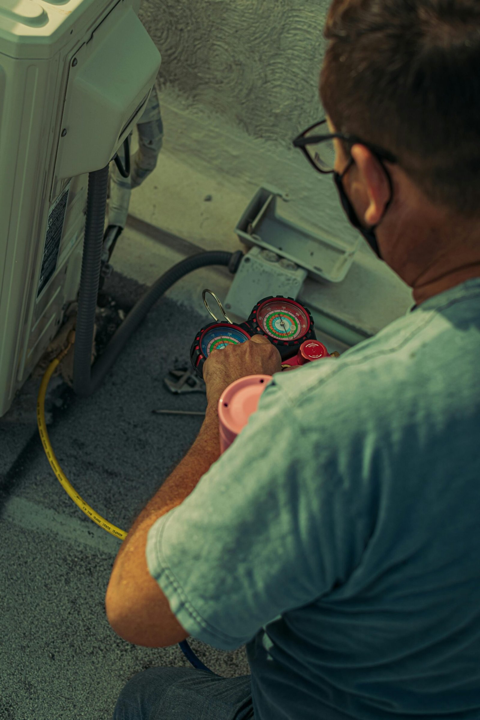 Reliable air conditioning technician providing repair service in Kuwait”